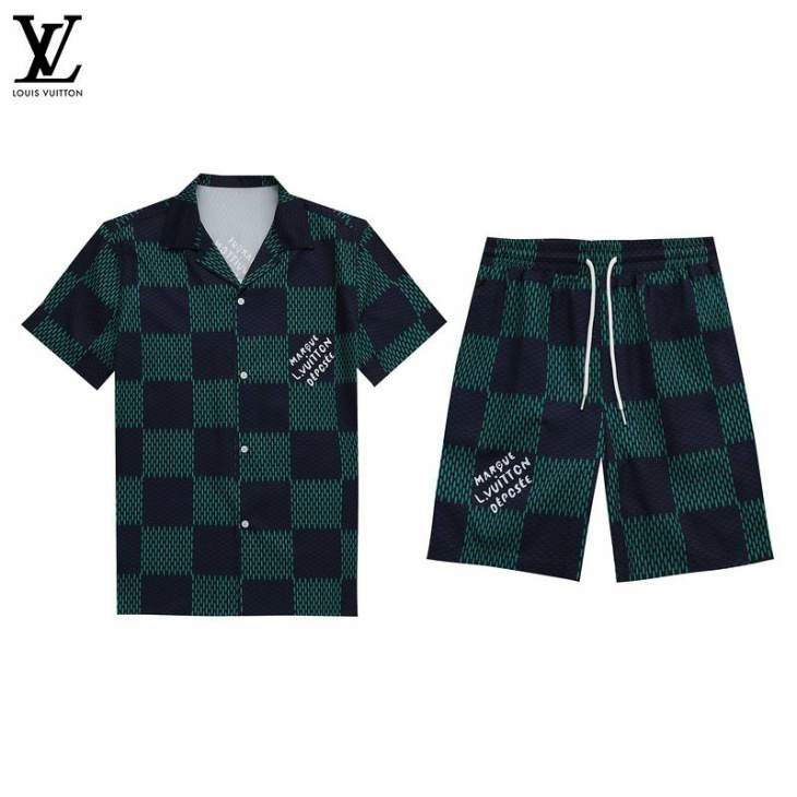 Picture of LV Shirt Pant Suits _SKULVM-3XL25mr2623152
